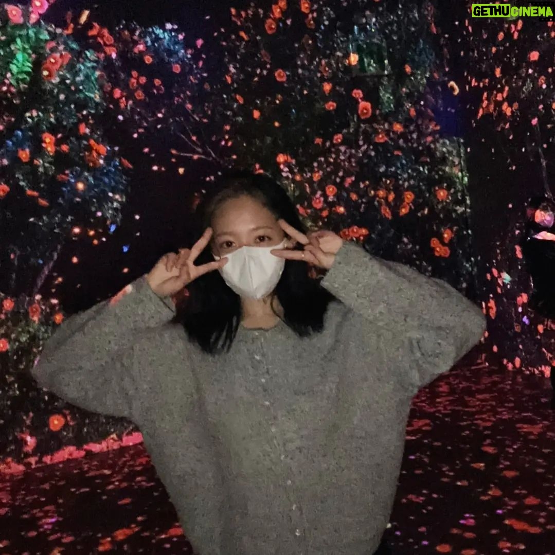 Jung Ji-so - 21K Likes - 오늘 저녁에 뭐하시나유
PM6:25 <MBC놀면뭐하니>
오늘 저 가야G언니들과 나와용🙏🏻 오랜만에 세상 재미있게 놀고왔으니 6시30에 같이놀아유!
#놀면뭐하니 #가야G