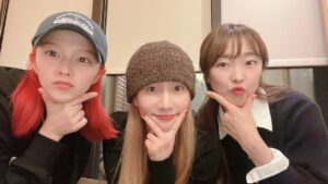 Jung Ji-so Instagram - 가야G👭👭