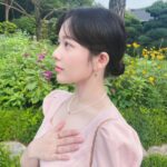 Jung Ji-so Instagram - 🌷🌻🦋