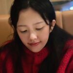 Jung Ji-so Instagram – 🍽🍺🌏!