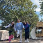 Jung Kyoung-mi Instagram - 행복한 1박 2일. 실컷 먹고 실컷 웃고 실컷 마시고! 너무 행복했잖아🥹 진짜 건강만 하자! 오래오래 사이좋게 지내자! @kka_jotahehe @haengqueen 그리고 나의 힐링 @hygge_yw 영월캠프