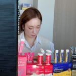 Jung Kyoung-mi Instagram - 이번주도 불태웠다! 양주 미팅도 한번 다녀오고 개인 유튜브 브이로그도 찍고 사무실 출근도 하고 칭찬해~~ 나혼자산다 보면서 야식 먹으려고 했는데! 내일 건강검진!!!!!!!! 더 배고파 ㅠㅠㅠㅠ 이번주도 고생하셨으요❤️ 모두 편안한 주말 보내세요~~~~^^