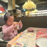 Jung Kyoung-mi Instagram - 둘이 주말 데이트❤️ 다이소 5만원어치 쇼핑하고 뤠스토랑 갔다가 아울렛 쇼핑하고 🛍️🛒 집에 오는 길에 🧒🏻 엄마 진짜 재밌었어! 고맙다 딸아🩷