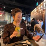 Jung Kyoung-mi Instagram - 오나미싸모님 감사합니다❤️ 과일집, 초밥집, 헤어살롱 싸장님도 감사해요! 오아는 진짜 오나미싸모님 모델로 써야해요 ㅎㅎ 오~~~아 오나미!!! @oa.world 첫 영상 재미지게 봐주세용❤️ 나 판매왕 정경미야~~~~~~~~ ✅인스타 프로필에 유튜브 로 오세용