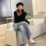 Jung Yu-ji Instagram - 하루에 모기 세방씩 물리는 중😌