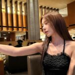 Jung Yu-ji Instagram - 망빙💛🫶🏼
