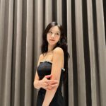 Jung Yu-ji Instagram - 🖤