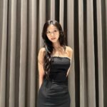 Jung Yu-ji Instagram - 🖤