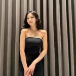 Jung Yu-ji Instagram - 🖤