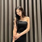 Jung Yu-ji Instagram - 🖤