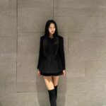 Jung Yu-ji Instagram - 🖤