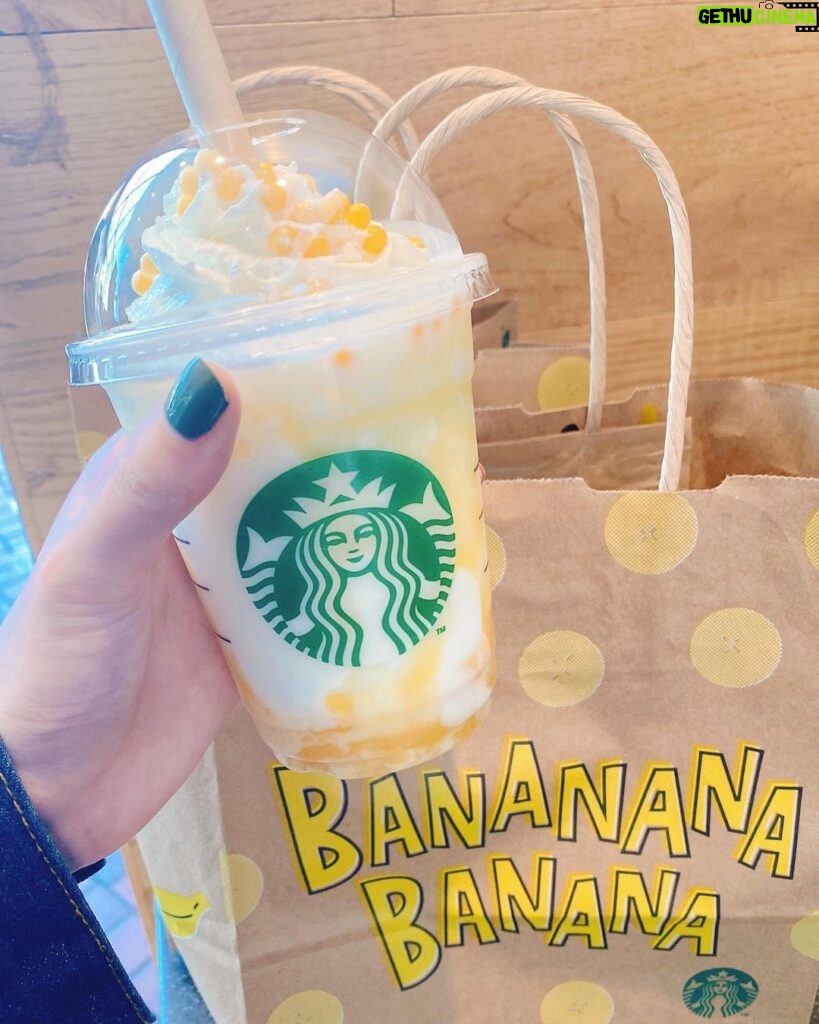 Jurina Matsui Instagram - New flavor🍌🤤 #今日から #バナナ #新発売 #スタバ #フラペチーノ #starbucks #banana #flavor #taste #love #happy #photooftheday