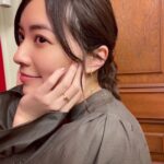Jurina Matsui Instagram - ホワイト珠理奈👼？ダーク珠理奈😈？ あなたはどっち？笑💕 Which do you like？💋 #最近の衣装 #ootd #dressy #dress #shirt #skirt #white #black #gray #accessory #earring #ring #necklace #LANVINenBleu #ランバンオンブルー #ダイアナ #diana #👠 #👗 #👼 #😈 #素敵なクリスマスを #🎄 #🎅
