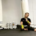 Justin Cheung Instagram - 星期一先講完係最攰，一眨眼就到咗星期五，簡單講，一切都係習慣。 Thx coach @jason_583 Sponsored by @wdt_fightgear #雖然呢種生活我已經經歷第五次 #但每次經歷嘅過程完全唔一樣 #堅持吧 WhiteDragon Club