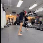 Justin Cheung Instagram - 今日練習防反，護頭之後睇準時機，互相估下左右，有feel。 Thanks @jason_583 ，sponsored by @wdt_fightgear #雖然瞓得三個幾鐘但操得好過穩 #一定係陰臭一波教練 #換嚟嘅係更多嘅punch WhiteDragon Club