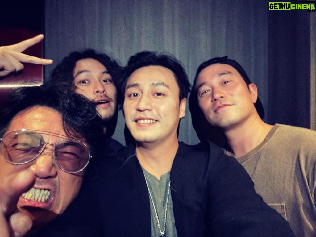 Justin Cheung Instagram - 兄弟們，真的很久不見🫶 @張孝全 @johnny__bms @dong.seok.s Taipei, Taiwan