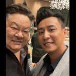 Justin Cheung Instagram - 返到香港沉澱左幾日，多謝晒香港、大馬嘅各位手足合作完成了 《千謊百計》，不打千字文了，一切在心中，一齊為 #港產片 加油🤘🏿 #千謊百計 #電影 #幾年冇飛過希望大家都有一個愉快嘅旅程