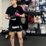 Justin Cheung Instagram - It’s all about @wdt_fightgear @jason_583 #wdtfightgear #NeverStopFighting #BeaFighter WhiteDragon Club