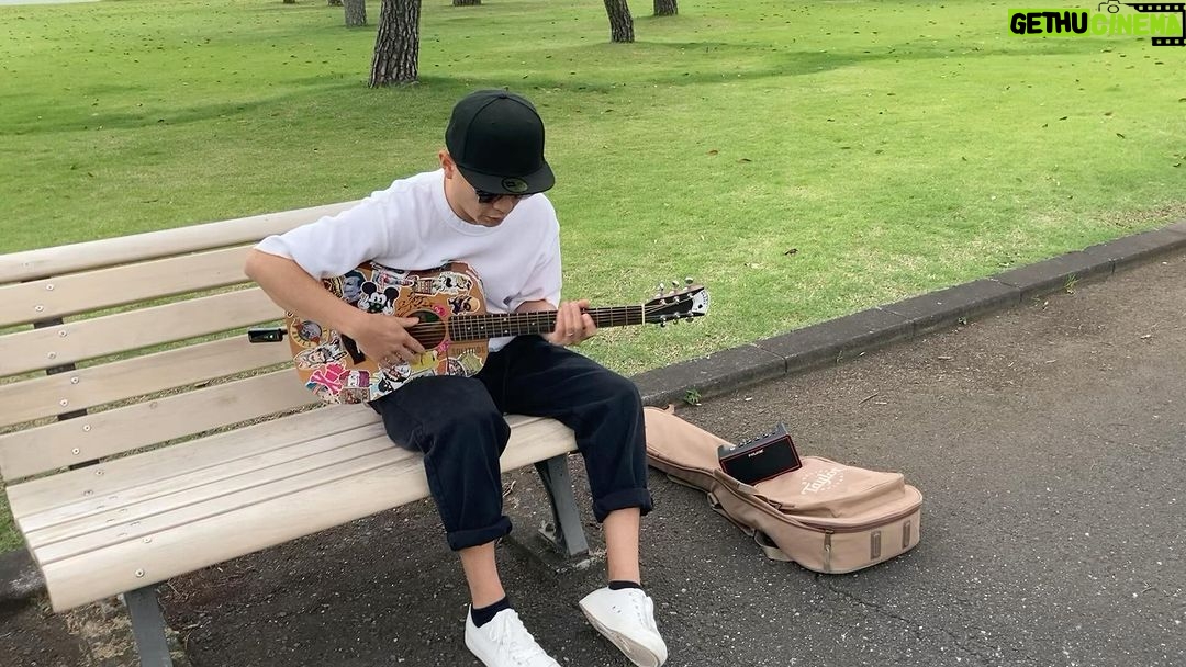 Justin Lo - 2.6K Likes - Dream come true featuring birds