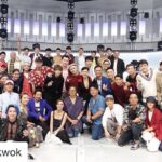 Justin Lo Instagram - #Repost @eric.kwok with @get_repost ・・・ 呢張合照唔講得笑，好緊要👍. #viutv #全民造星