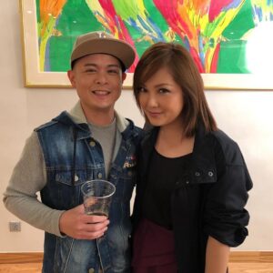Justin Lo Instagram - 當Janice遇上Justin，大家諗到啲咩呢？
雙J組合提提大家，今日係《My Beautiful Curse演唱會2019》嘅公開售票日，大家買咗飛未呀？Anyway... 多謝Janice @janice_vidal 嘅支持！

知道好多人入唔到售票link，請大家比啲耐性，㩒到入到為止！紅館見！

https://ticket.urbtix.hk/internet/zh_TW/eventDetail/37935

#3月19日公開售票
#Janice #衛蘭 #側田 
#MyBeautifulCurse 
#側田演唱會2019 
#6月14至15日 #紅館