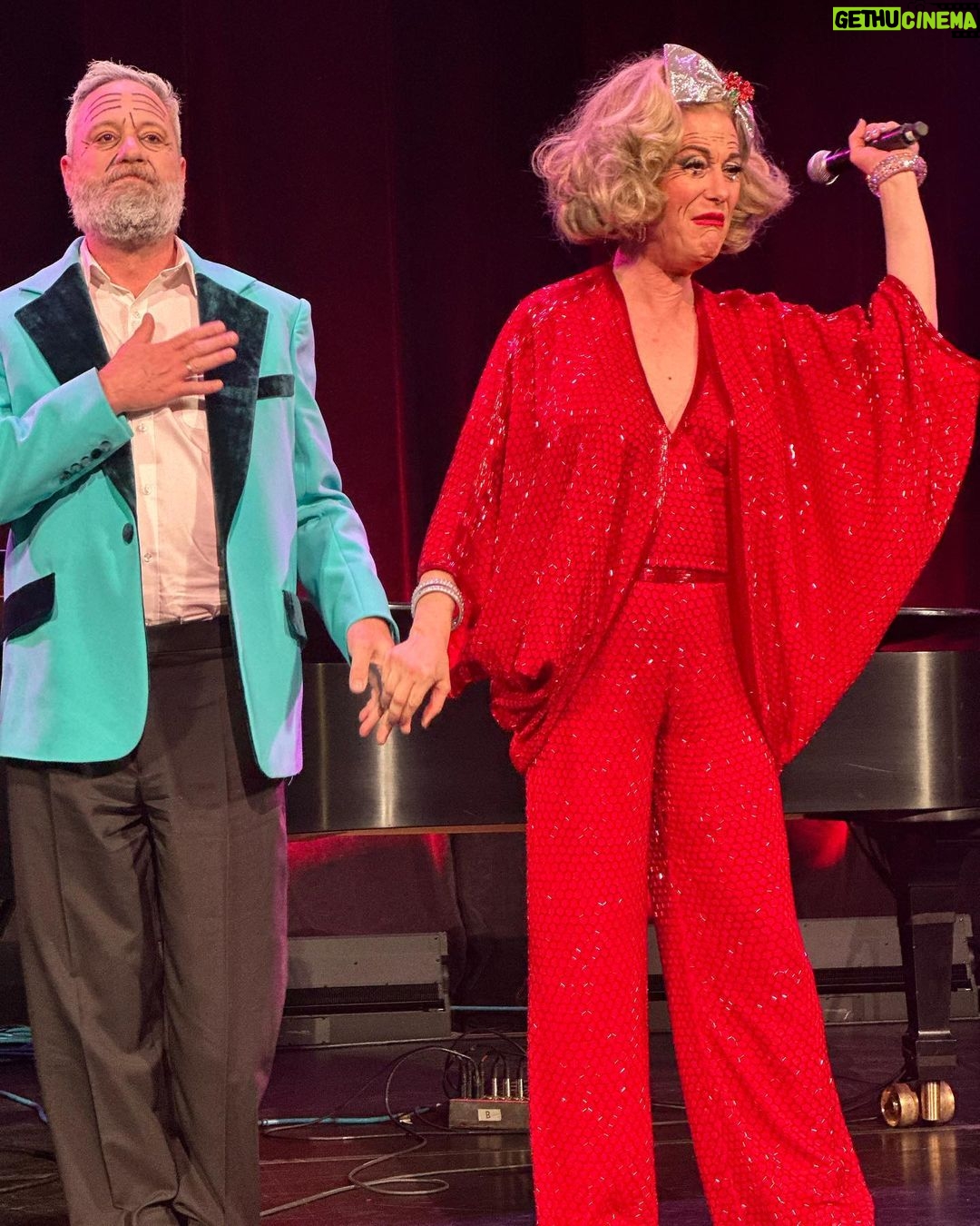 Justin Vivian Bond Instagram - LOS ANGELES!!! We’re closing out our tour in you tomorrow (Saturday Dec. 16th) at @thewiltern. Lord knows we may never get another Christmas so let’s make like Ordinary People and have the best year ever, Conrad! 💋❄️🎄 See you tomorrow. Tix link up in the chimney. ♥️ Wiltern Theatre