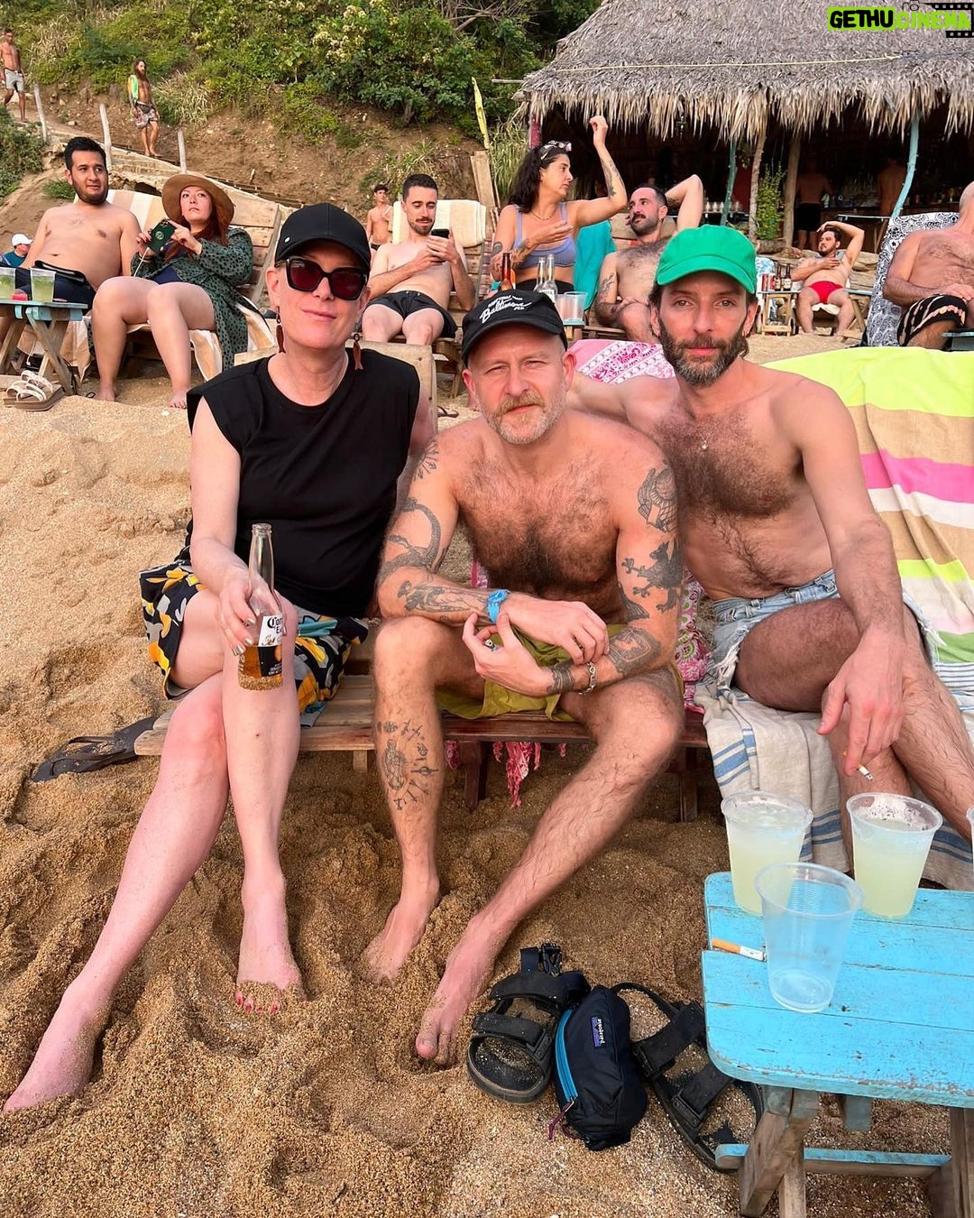 Justin Vivian Bond Instagram - Saturday! I may never leave.