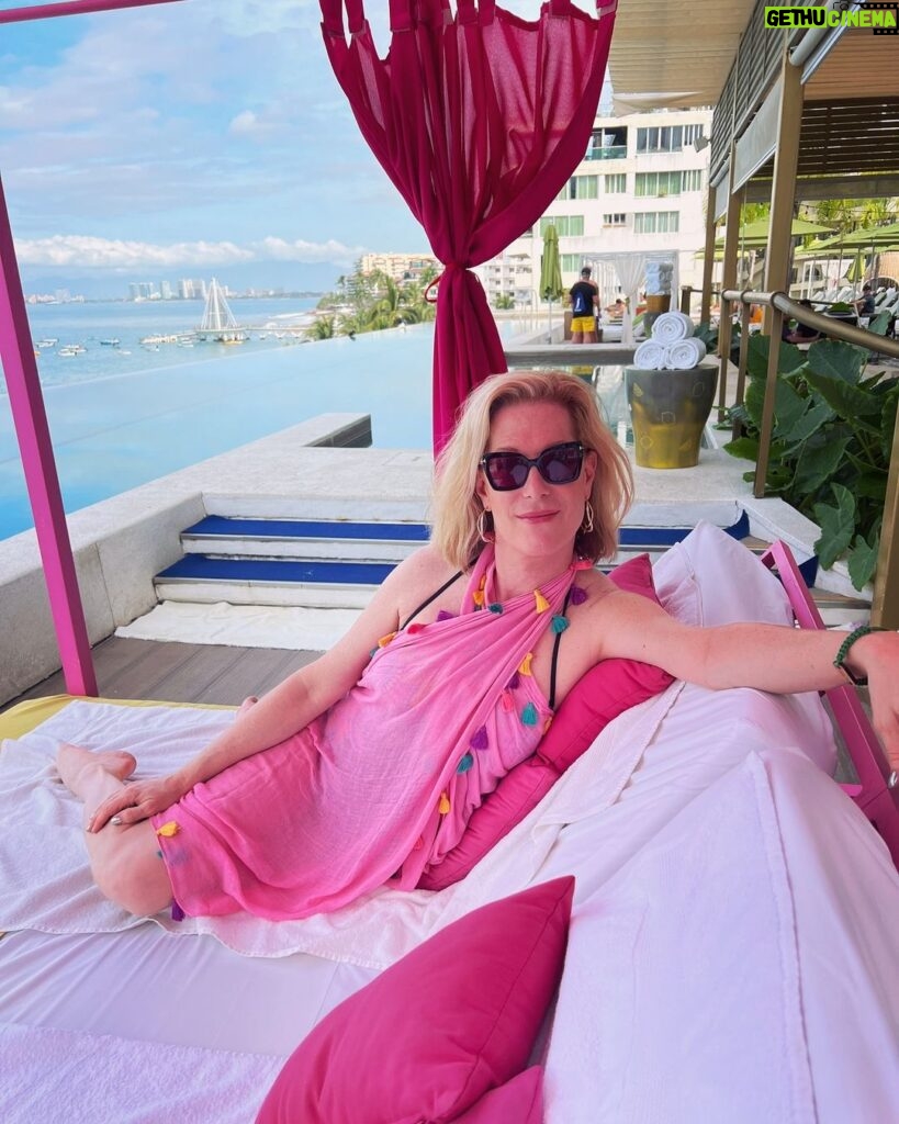 Justin Vivian Bond Instagram - In a pink Barbie Cabana by the infinity pool having a watermelon margarita! I am officially in vacation. Hello Puerto Vallarta! 🩷🥂🕶💋 Zona Romántica, Puerto Vallarta