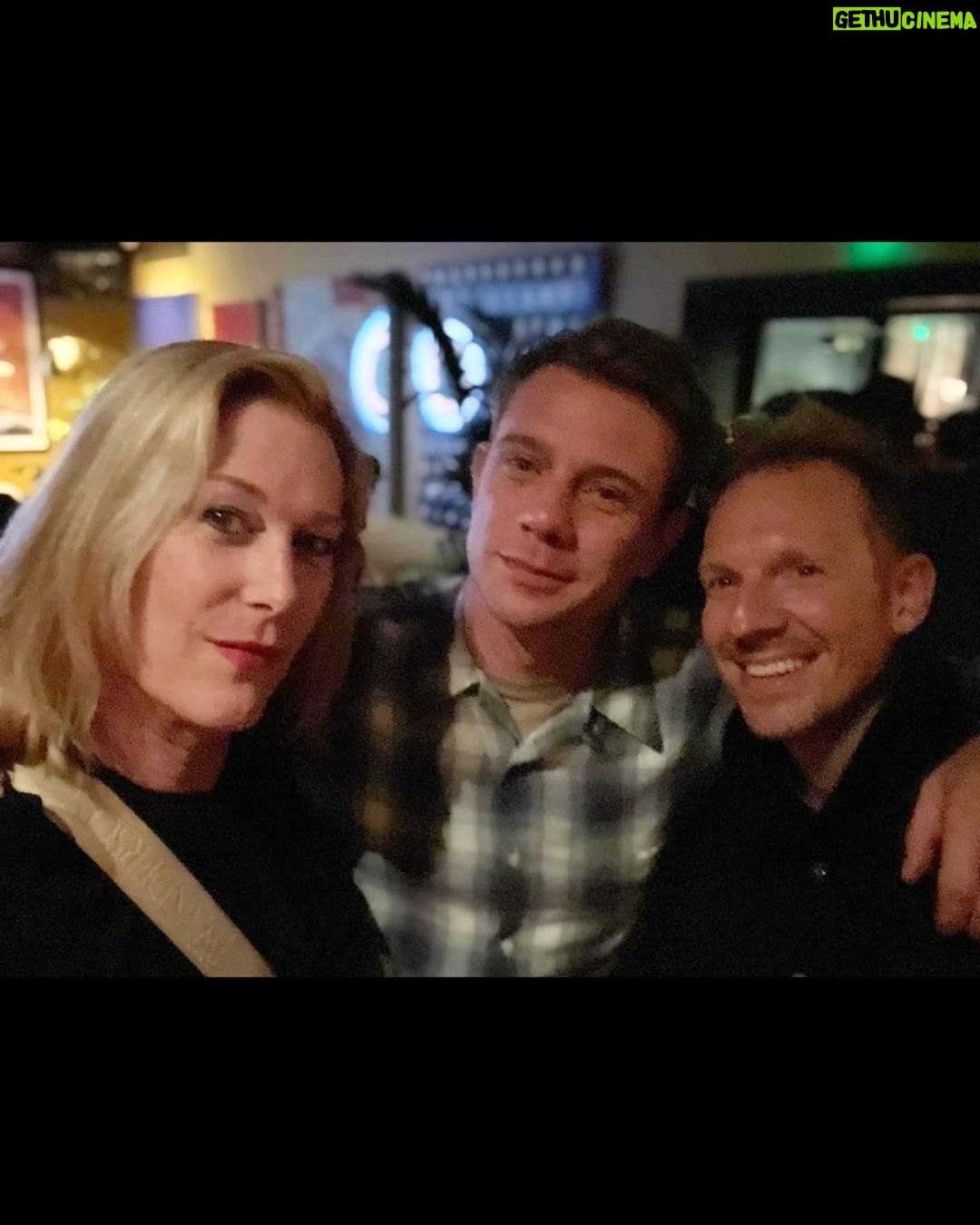 Justin Vivian Bond Instagram - 2023: A Major Year Wrote SEVEN new Shows: A Julie Valentine/London Calling (February, March) JVB’s Birthday Bouquet (May) What Have You Done For Me Legislately? (June) Manchester Festival: One Night in Trans Vegas (July) Sex With Strangers (November) Oh Come Let Us Adore Them (December) Icing (December) Toured: OAOA: Spoleto Festival (June), Dublin Fringe (September) Kiki & Herb: DC, NYC, Chicago, Dallas, Austin, San Francisco, LA (December) Sang at Carnegie Hall: Music & Revolution: Greenwich Village in the 60s, Zankel Hall (November) Traveled Internationally: Puerto Vallarta (January) London (March, May, September) Paris (March) Dublin (September) Lisbon (September) Deaths: Mom (January) Aunt Sandra (February) Ian Falconer (March) Heklina (April) Jon Bush (July) Nancy Brooks Brody (December) Physically: Turned 60 (May) Broken Foot (September) Covid (September) Visual Art: Group Show “Between Us” at @alexandergrayassociates (September) Favorite Art Exhibitions and Shows: Aknahtan, ENO (March) Fierce Pussy Palais fe Tokyo (march) @JerryStafford Rara Arvis, White Cube Paris (March) @bobbijenesmith, Palais Garnier (March) Champion, Metropolitan Opera (April) @jonathan.anderson On Foot, Otter Waterman, London (September) @LindaEvangelista, Cadogan Hall, London (September) Best Meal: 60th Birthday Dinner prepared by @hamilton_gabrielle and @ashmerriman at Prune (May) Gratitude: That I was able to care for my dying mother and be with her when she slipped back into the great unknown, and for the profound grace we were blessed with during her illness and death For my sister @mammacbd1 and her family For the wonderful lifelong friends and close extended family members who supported me through that difficult time and who have been there to hold me up when I’ve needed support during this year of hard work and grieving. For my cats For my art, which sustains me For everyone who has come to see me perform this year For hats, gloves, shoes, and LIPSTICK.
