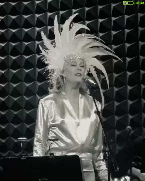 Justin Vivian Bond Instagram - Mother is bringing “Icing” back to the @joespub stage for three final nights Jan 5-7 before heading to sunnier climes for a much-needed break! There are still some beautiful seats left. See you next week! ❄️🩵❄️ Major gratitude to: @jepisalla for the photo and video @thornedarrell for the headdress @toddthomasnyc for the frock Joe's Pub