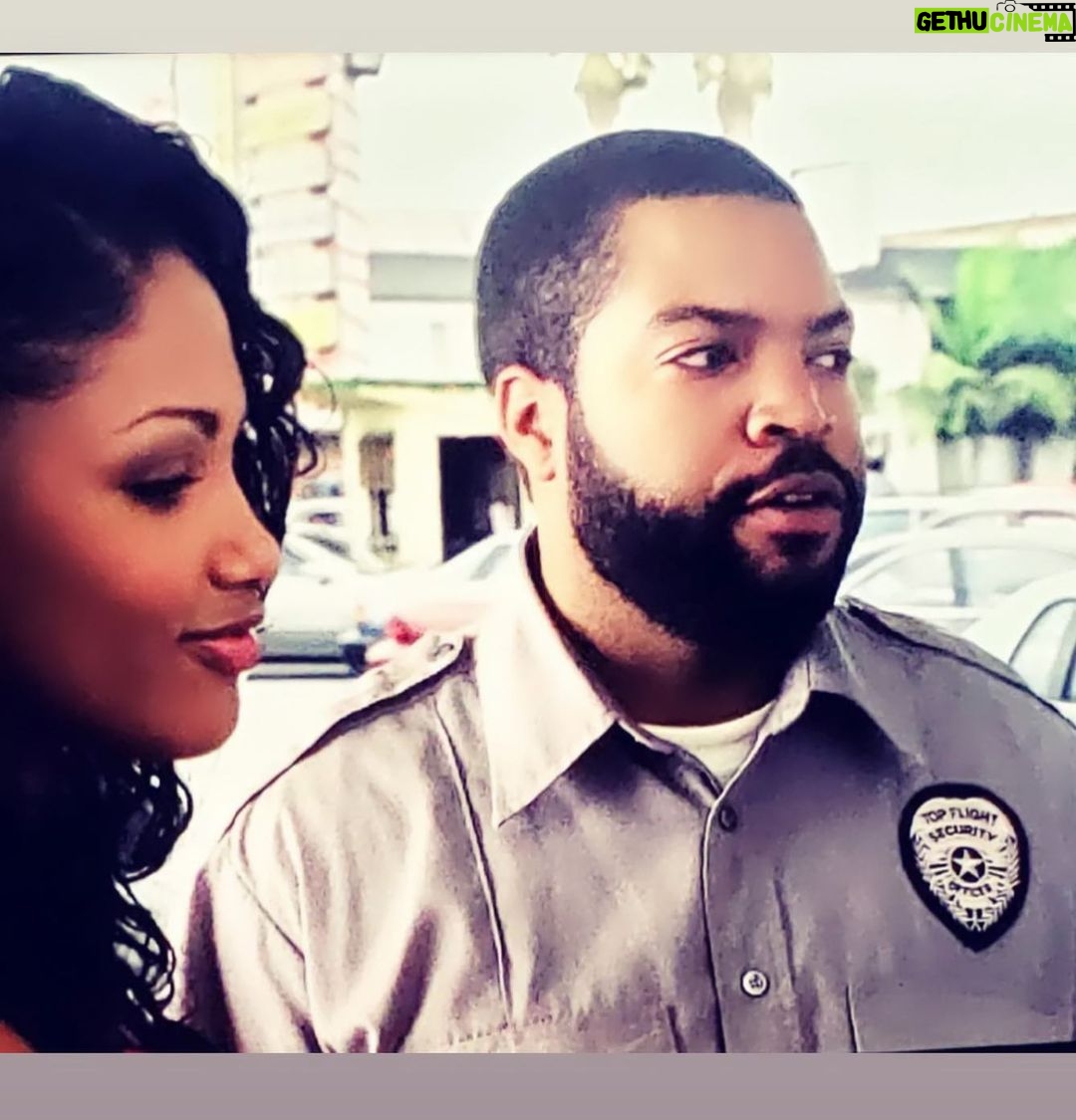 K.D. Aubert Instagram - 👮🏾♀️TOP FLIGHT 👮🏾♀️ Donna & Craig #FridayAfterNext #Classic #Comedy
