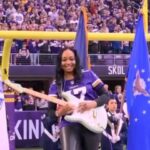 K.D. Aubert Instagram - My friends are SO DOPE! @malinamoye 🎸🎸🎸
