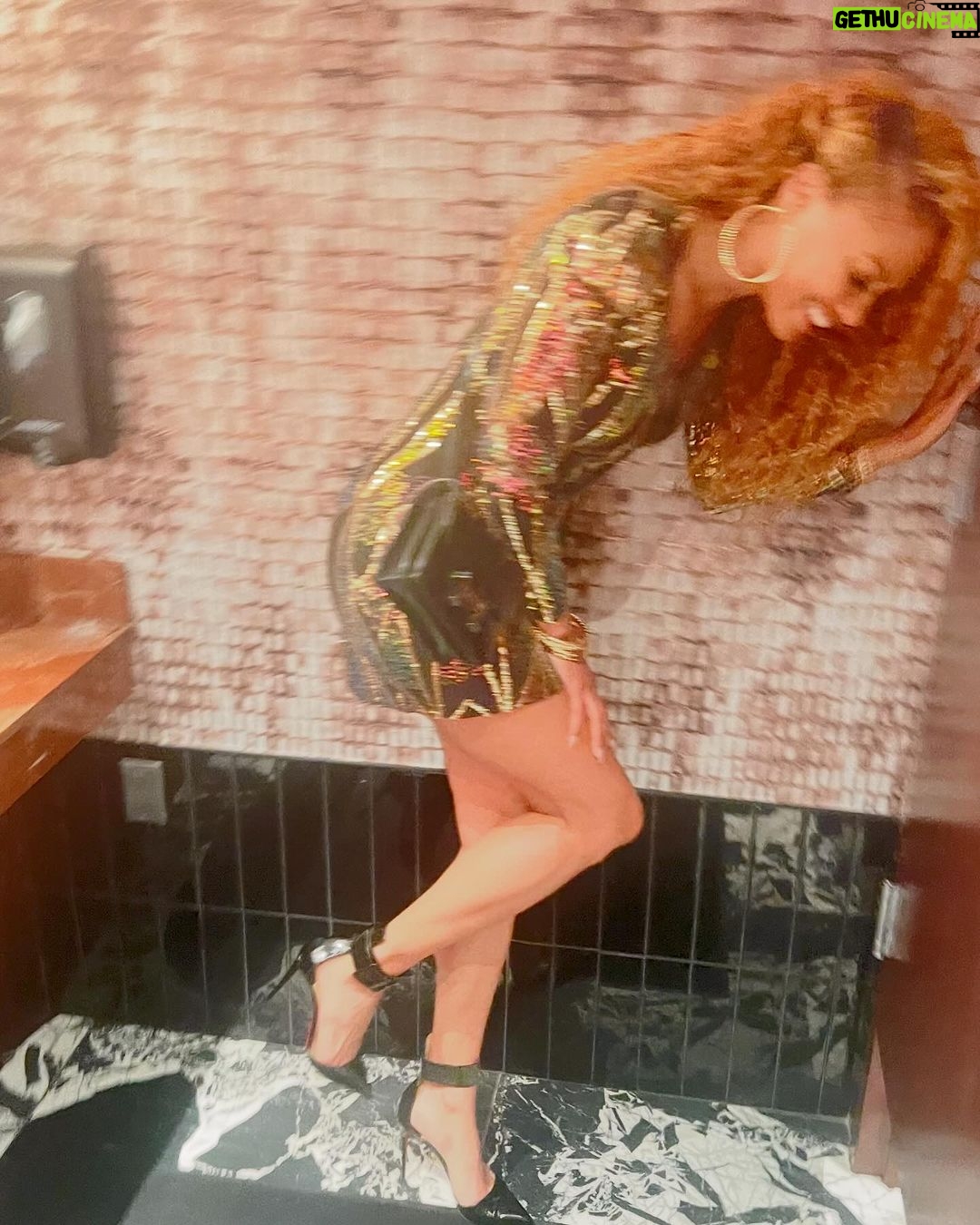 K.D. Aubert Instagram - It was all a blur! Happy Birthday to MEeeee! ðĪŠðððĨģð· âïļâïļâïļâïļâïļâïļâïļâïļâïļ