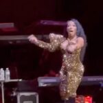 K. Michelle Instagram - Tonight made me ready for all my new shows coming up! One thing i’m gone do is perform under any circumstance! BRAND NEW SHOW, CAUSE ITS A BRAND NEW ME🙏🏽❤️ @kimberlyispuddin #chicago (DETROIT AND ROCHESTER YOUR UP FIRST JUST ME, You, and PUDDIN. Make sure y’all let me know what songs from the New Album y’all want to hear)❤️