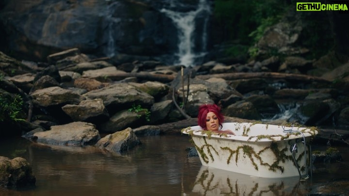 K. Michelle Instagram - Track 10- “Hurt Shit” Video comes at a MIDNIGHT along with the release or my new R&B album “I’m The Problem” SEE YALL AT MIDNIGHT it’s Album Release Yall❤️ update: see yall at 10am