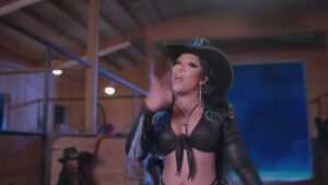 K. Michelle Instagram - “Wherever The D May Land” I’m not fighting for no man❤️❤️❤️❤️❤️❤️❤️❤️ link above🌻 *and no i’m not leaving the farm ever, bring the Ratchet to me darling😩😩😩😩😩😩😩😩😩 Let’s Go “Im the Problem” #lastR&B #foreveryouandme #May