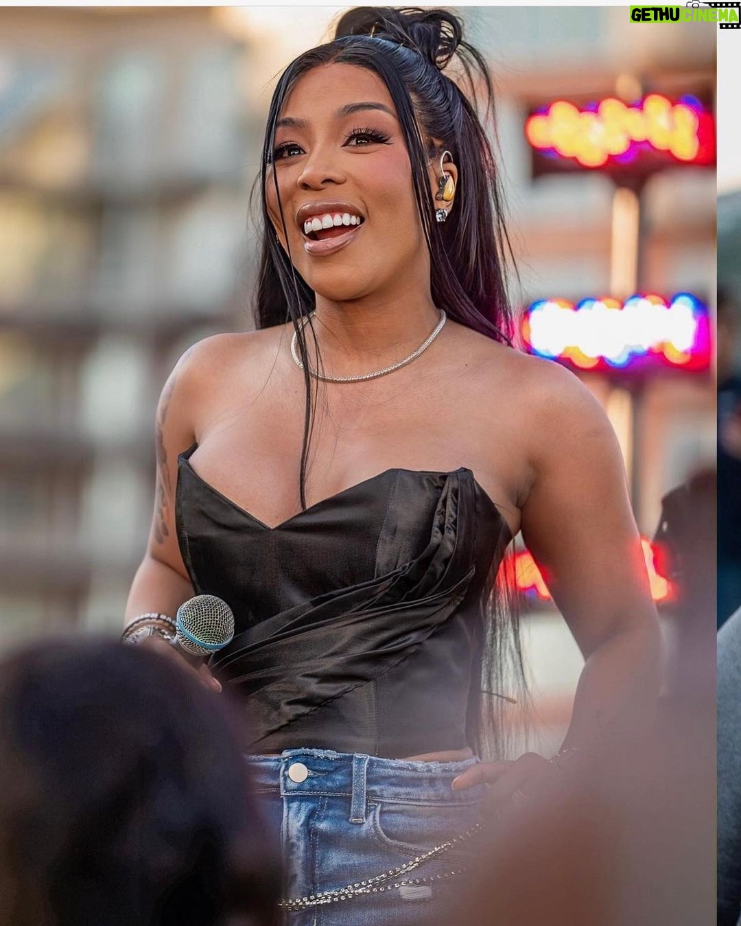 K. Michelle Instagram - I’m The Problem either way. A good one. Tonight Let’s have some Red Wig R&B Problems❤️. @kimberlyispuddin THANK YALL FOR LISTENING TO ALL OF ME for years! Lets gooooo