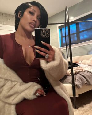 K. Michelle Instagram - Y’all, don’t want me to go and turn back to the Ole K, wearing bitches out some MF’in Dolce😉❤️