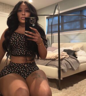 K. Michelle Instagram - Goood morning. Calm her chaos, but never silence her storm🌻Puddin