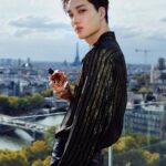 Kai Instagram - #입생로랑뷰티 #리브르르퍼퓸 #freedomdoesntwait #IAMLIBRE @yslbeauty