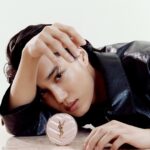 Kai Instagram - #입생로랑뷰티 #메쉬핑크쿠션 #입생로랑핑크쿠션 #yslbeauty