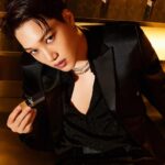 Kai Instagram - 💄💋 #yslbeauty #입생로랑뷰티 #더볼드립스틱 #voguekorea