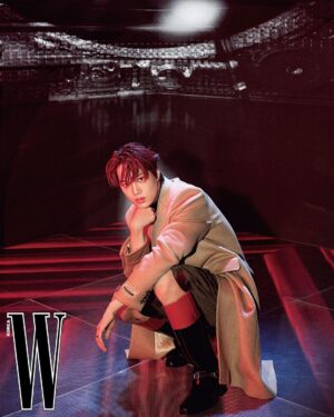 Kai Instagram - @gucci @wkorea #LoveYourW