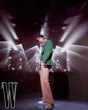 Kai Instagram - @gucci @wkorea #LoveYourW