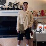 Kai-Yi Chang Instagram – 陰雨綿綿の天氣。

不放棄，認真的態度、認真的穿搭…
今天又變涼涼的，穿上針織毛衣、短褲
似乎就可以應付這樣天氣。

啊！當然還要背上手工針織流蘇包，有夠可愛。
還有…「機械邪龍獸」真的很帥！

Sweater @nike 
Pants @uniqlo_taiwan 
Shoes @nike

#stylish #style #fashionblogger #lifestyle #lifestyleblogger #actorslife #actors #nikedunk #kapital #newvintage #dunk #nikeknit 國父紀念館捷運站