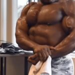 Kai Greene Instagram – THE FOUNDATION 💯

A rock-solid core isn’t built in a day. It takes weeks, months, and sometimes years of dedicated training, nutrition, and lifestyle principles. We like to kickstart every workout with 15-20 minutes of abdominals and stretching for a proper warm-up. It keeps our minds sharp, abs engaged, and amplifies our training and performance. Don’t underestimate the importance of a tight core, every exercise engages it! Maximize your training proficiency by prioritizing your midsection. #LetsWORK!!!

#KaiGreene
#ThoughtsBecomeThings
#Higheststateofreadiness
#Redcon1
#Reels Redcon1 Gym