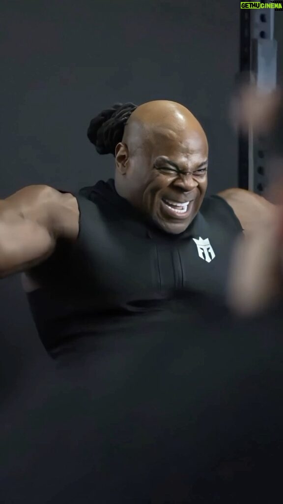 Kai Greene Instagram - No Excuses 💯 Success is a state of mind, and with @reignbodyfuel there’s no excuse for not achieving your goals. Fuel both body & mind with the energy you need to push through any obstacle and conquer your dreams like a champion. Let nothing stand in your way, unleash your full potential with Reign Body Fuel today. #KaiGreene #ReignBodyFuel #Reels #Fyp