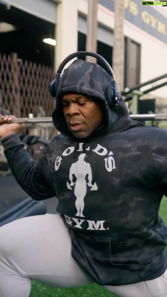 Kai Greene Instagram - You were born to be a champion. The gym is where we can put our minds to work, where we can fuel our passion, and most importantly, where we can put our souls into what we do. When we train, we are in control. We are not just training for the mere physical but for a better tomorrow. It’s up to us individually to live up to our full potentials and not let fear hold us back from doing what we want with our lives. Create goals for yourself, stay focused, and bring out your best every single workout. #KaiGreene #ThoughtsBecomeThings #Reels #Fyp