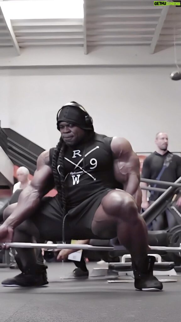 Kai Greene Instagram - Jefferson Squats Save This & Tag A Friend To Try 💪🏾 Rather than just dropping down and blasting up, try and feel every inch being moved slowly. With this focus, you should only be using a weight that feels light enough for you to handle with control and if you’re in tune enough with yourself, that amount of weight no matter how large or trivial it may seem, will feel heavier than what the bar itself reveals. When it’s time to go to battle, go harder than ever before with @ryderwear innovative D-MAK stable foundation. The D-Mak is the OG, lightweight, lifting shoe built for a lifetime of heavy lifts! Whether you’re at the gym giving everything you got or living life life on your terms, #Ryderwear makes the impossible possible! 💲 Extra 10% OFF 💪🏾 Use Code: KAI10 📲 www.ryderwear.com/kai #KaiGreene #Ryderwear #Reels #Fyp