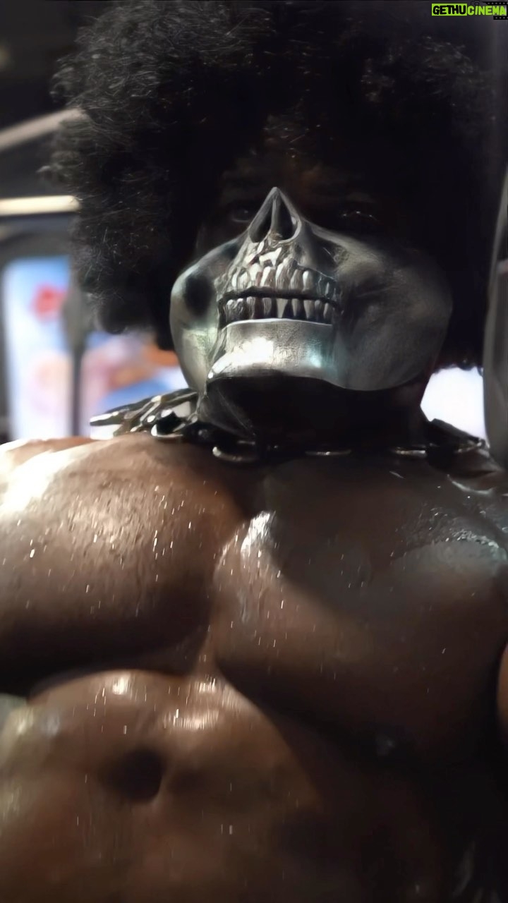 Kai Greene Instagram - Don’t wait on a miraculous savior to come to the rescue. Instead, mold yourself into the heroic figure the world needs and that your surroundings demand. The journey starts with the decision to take control of our own destiny and shape it into our own story. Devote time to personal growth and push through each day with unwavering strength and power with the help from @redcon1 #KaiGreene #Redcon1 #Reels #Fyp